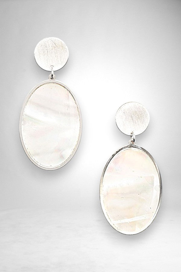 FRAMED OVAL SHELL DANGLE EARRING