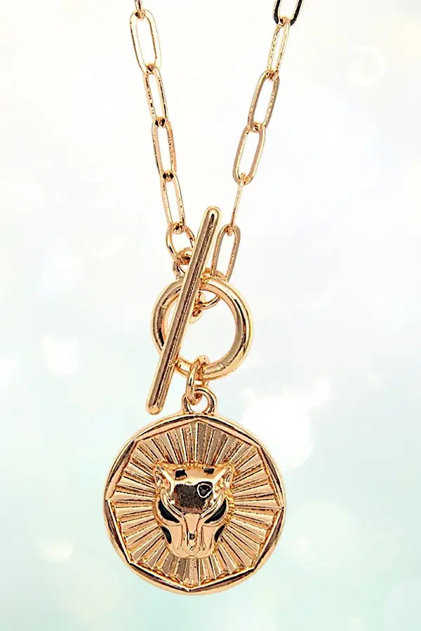 CHEETAH ETCHED ROUND COIN PENDANT NECKLACE - SweetShine c.o.c.