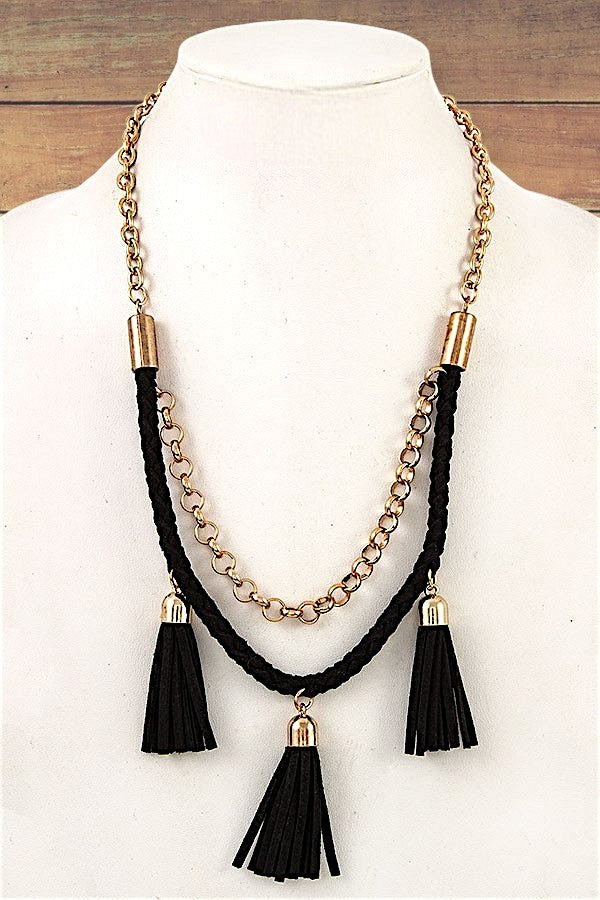 FAUX SUEDE TASSEL PENDANT NECKLACE