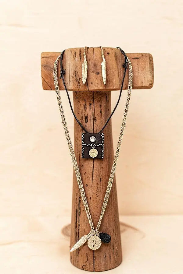 TRIBAL THEME ETCHED LEAF STONE PENDANT CORD POUCH LAYERED NECKLACE AND EARRING SET - SweetShine c.o.c. 