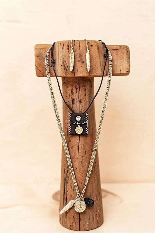 TRIBAL THEME ETCHED LEAF STONE PENDANT CORD POUCH LAYERED NECKLACE AND EARRING SET - SweetShine c.o.c. 