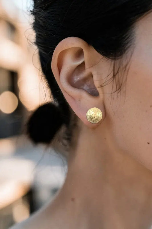 ETCHED HALF SPHERE POST EARRING - SweetShine c.o.c. 