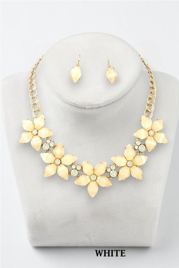 FLORAL CRYSTAL GEMSTONE LINK NECKLACE AND MATCHING EARRING SET