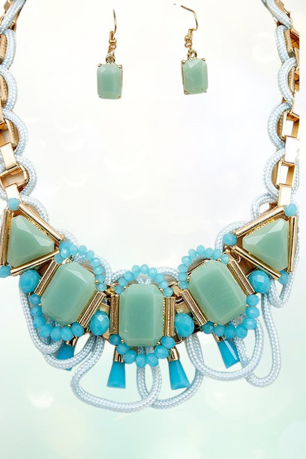 FACETED STONES ROPE AND CHAIN LINKED BIB NECKLACE AND GEM DANGLE EARRING SET