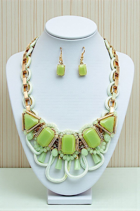 FACETED STONES ROPE AND CHAIN LINKED BIB NECKLACE AND GEM DANGLE EARRING SET