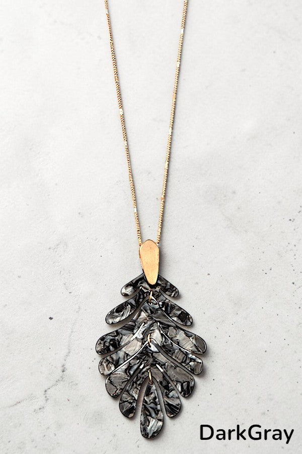ACETATE LEAF PENDANT ELONGATED GOLD CHAIN NECKLACE AB-SS