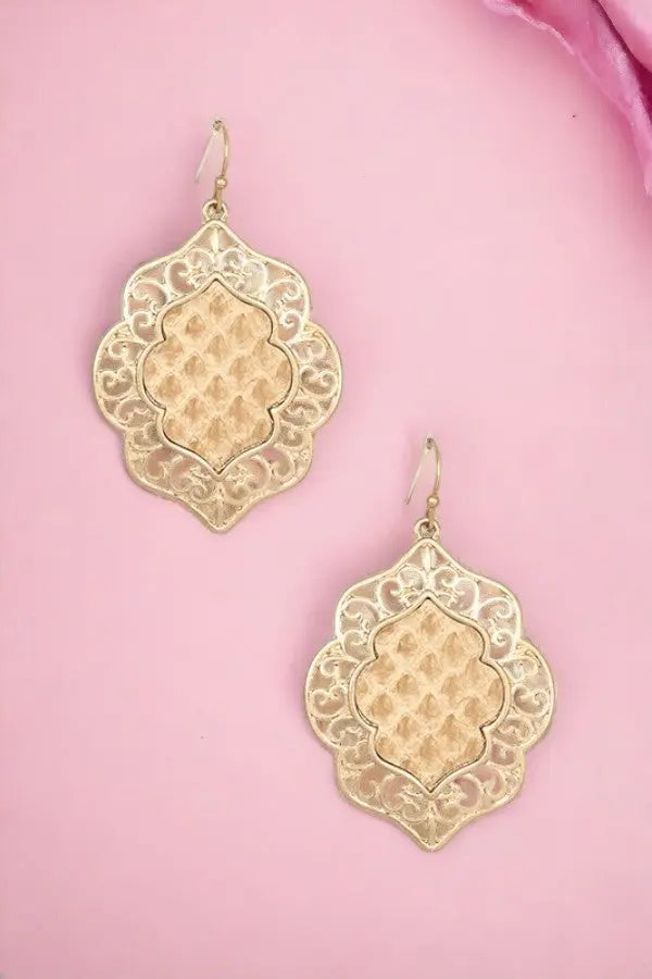 FILIGREE FRAMED DANGLE EARRING - SweetShine c.o.c. 