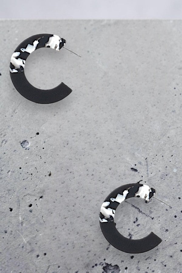 HALF WOOD ACETATE SEMI HOOP EARRING
