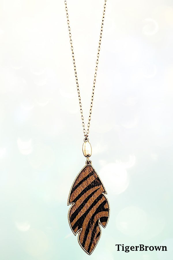 ANIMAL PRINT LEAF PENDANT LONG NECKLACE AB-SS
