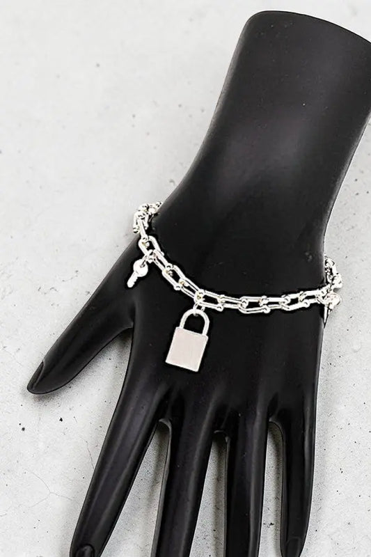 KEY AND LOCK CHARM DANGLE HARDWEAR CHAIN BRACELET - SweetShine c.o.c. 