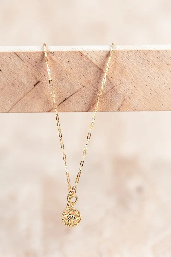 CHEETAH ETCHED ROUND COIN PENDANT NECKLACE - SweetShine c.o.c. 