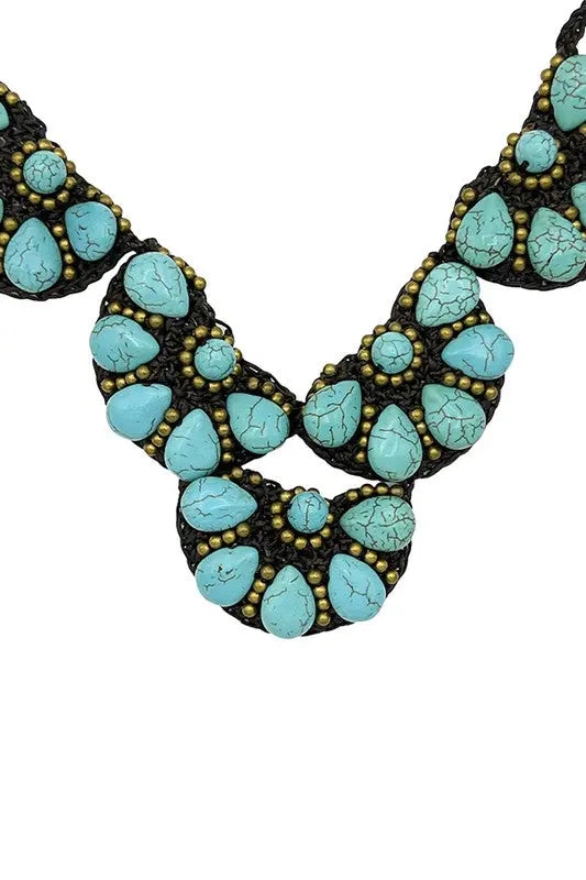 Semi Floral Gemstone Bib Necklace - SweetShine c.o.c. 