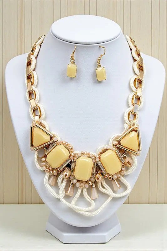 FACETED STONES ROPE AND CHAIN LINKED BIB NECKLACE AND GEM DANGLE EARRING SET - SweetShine c.o.c. 