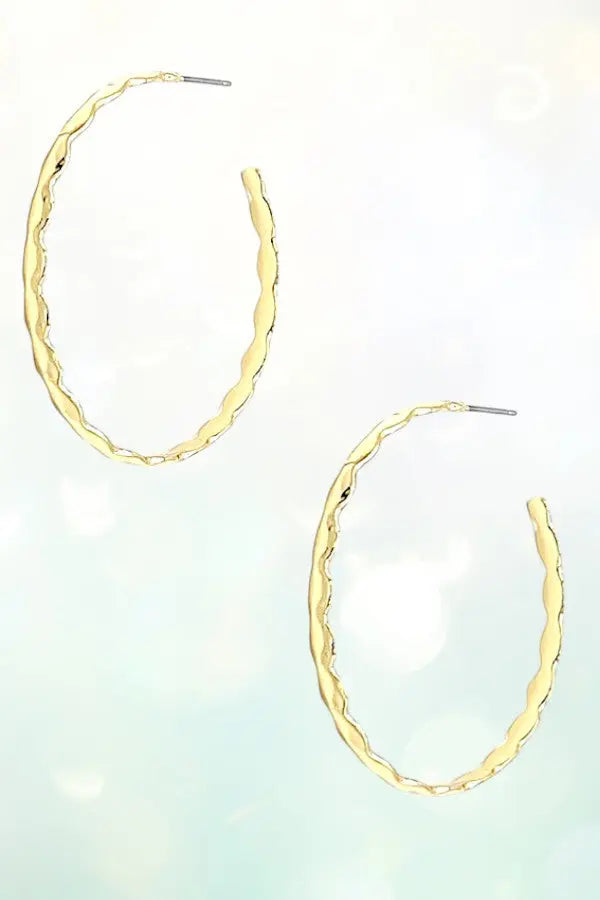 WAVY CUT SEMI HOOP EARRING - SweetShine c.o.c. 