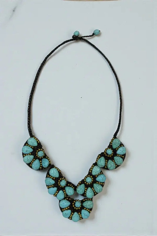 Semi Floral Gemstone Bib Necklace - SweetShine c.o.c. 