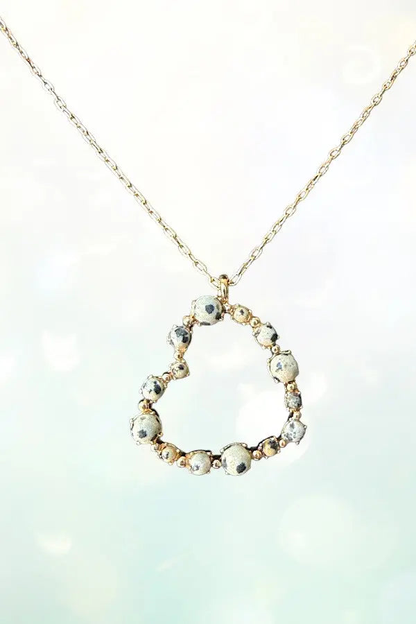 SEMI PRECIOUS STONE BEADED HEART PENDANT NECKLACE - SweetShine c.o.c. 