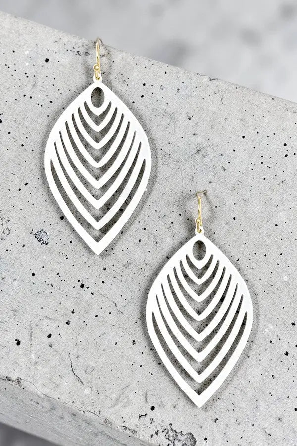 LEAF CUT OUT DROP EARRING - SweetShine c.o.c. 