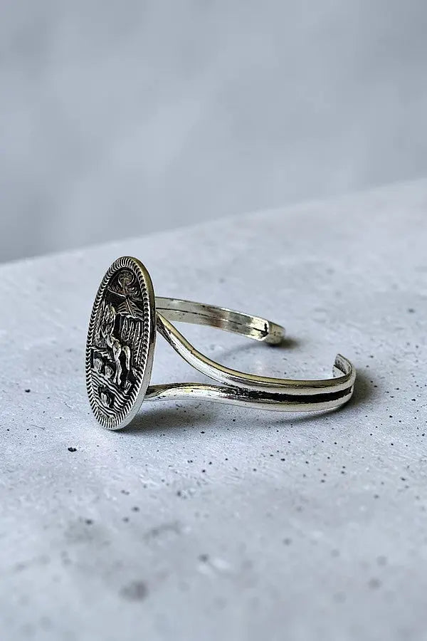 WESTERN ETCHED RUNNING HORSE CUFF BRACELET - SweetShine c.o.c. 