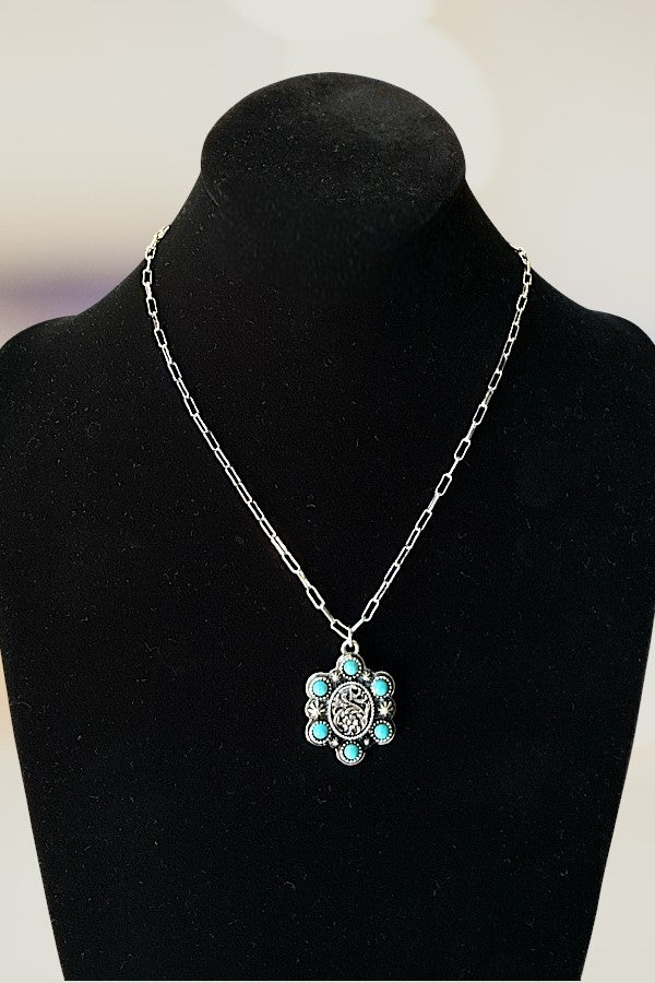 WESTERN TQ GEM ACCENT OVAL PENDANT CHAIN NECKLACE