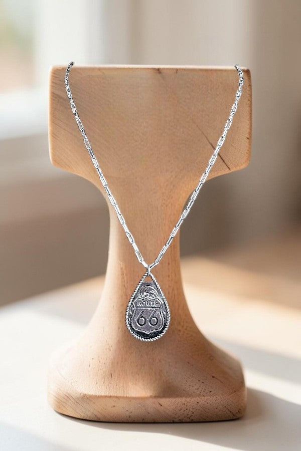 WESTERN TEARDROP ROUTE 66 CHAIN NECKLACE